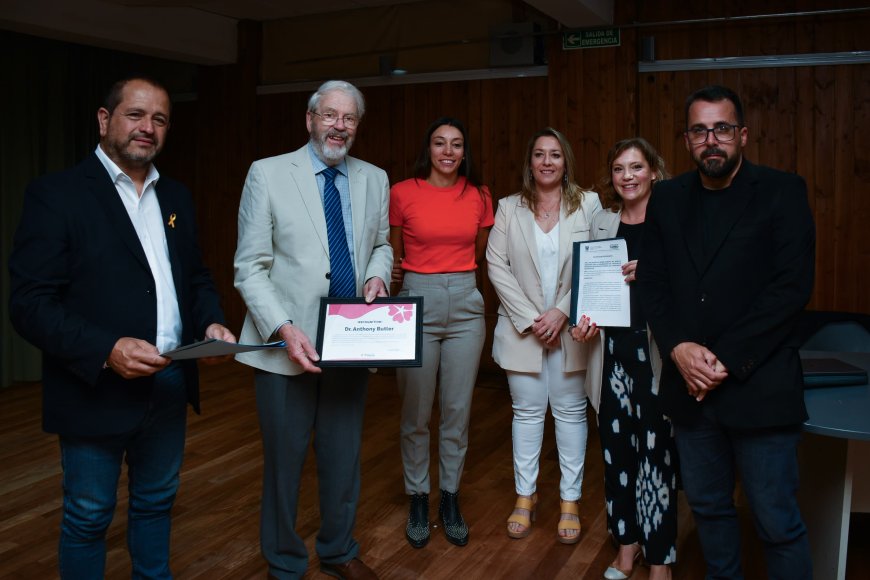 El intendente Taccetta reconoció al Dr Butler ante la capacitación brindada
