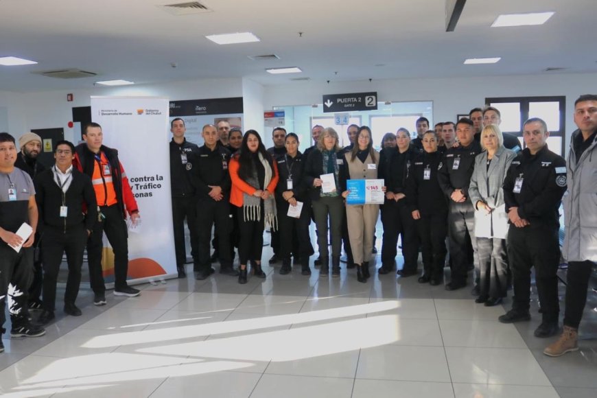 Provincia coordinó una jornada de capacitación sobre trata de personas destinada a trabajadores del Aeropuerto de Trelew
