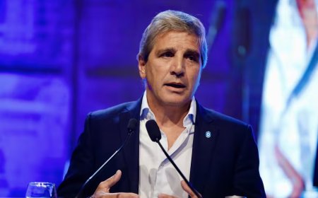 Gobierno exhibe superávit en junio pese al conflicto con gobernadores