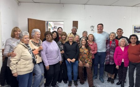 Biss acompañó la despedida de la comisión directiva del Club de Amigos de Adultos Mayores