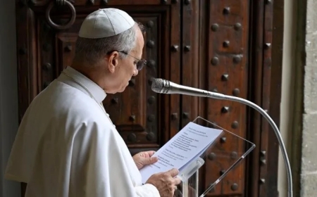 El Papa: Mantenerse fieles a la verdad sin ceder a la mentalidad del mundo