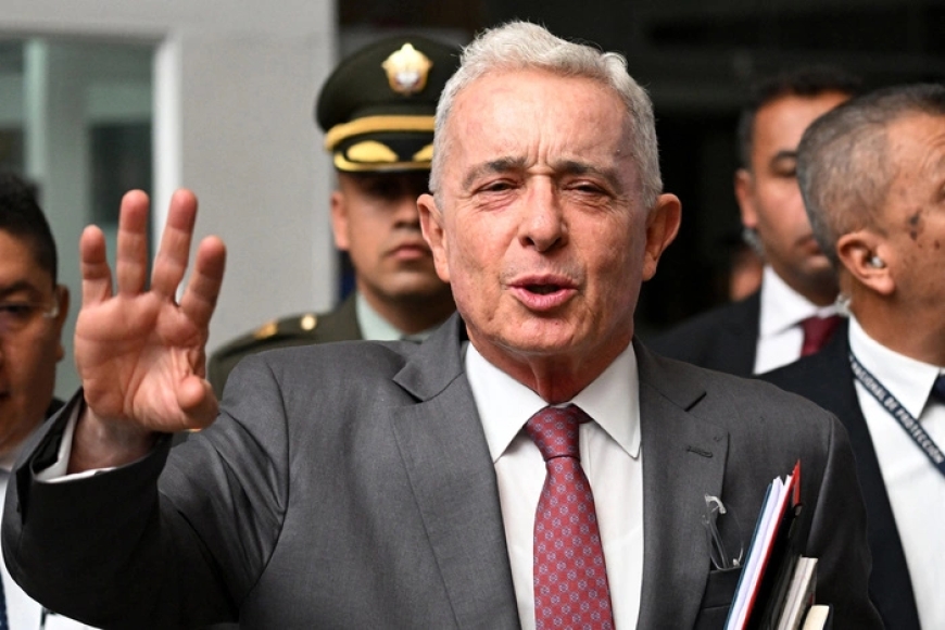 Colombia: Justicia condena a Uribe a 12 años de prisión domiciliaria