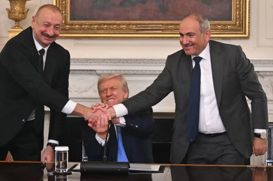 Trump sella un histórico acuerdo de paz entre Azerbaiyán y Armenia en la Casa Blanca