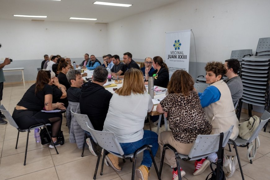 Funcionarios municipales mantuvieron un importante encuentro con vecinalistas de zona sur